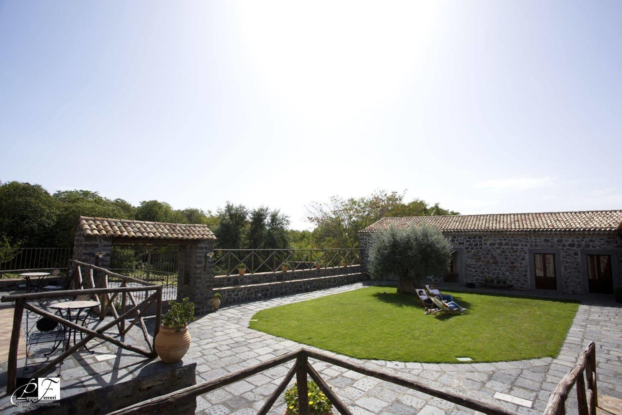 Bosco Ciancio Pension Biancavilla Buitenkant foto