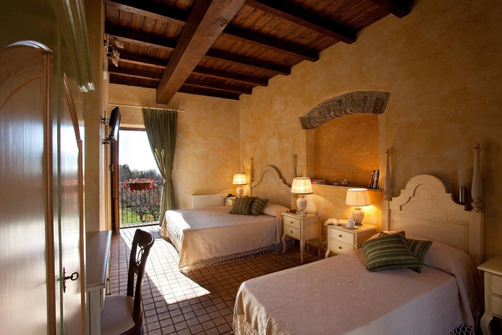 Bosco Ciancio Pension Biancavilla Buitenkant foto